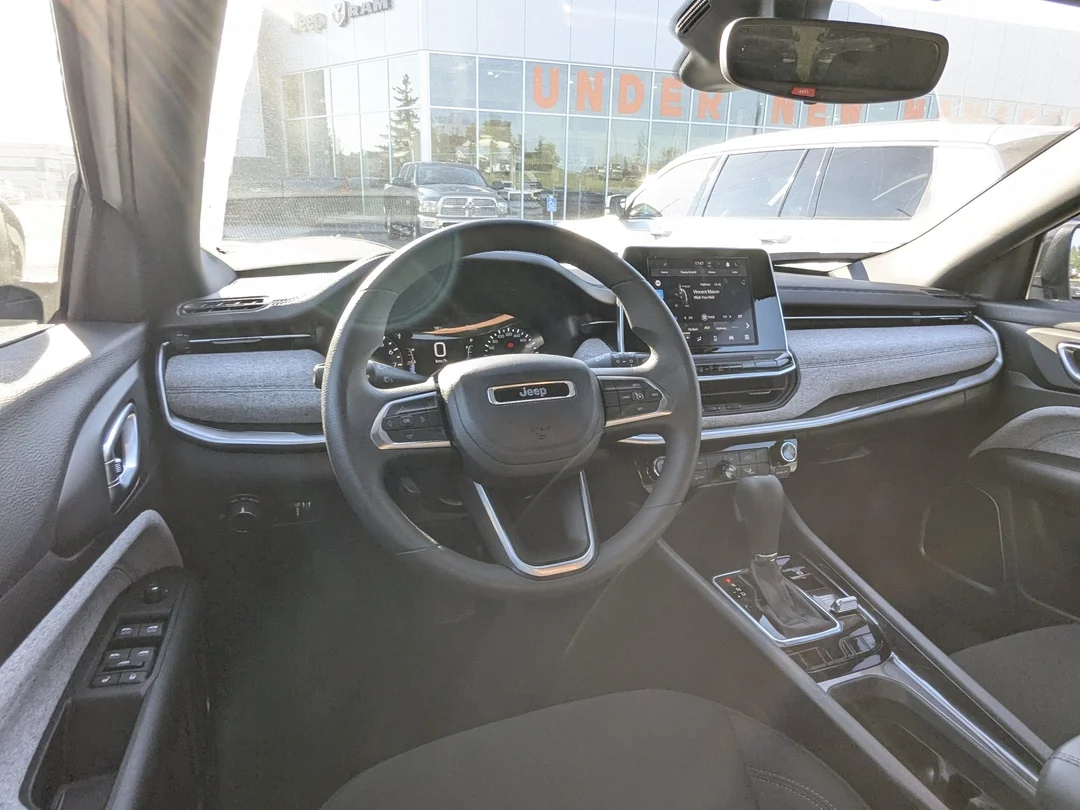 New 2025 White Jeep Sport - - 4X4 - 4.99% O.A.C - Heated Seats & More! image 23