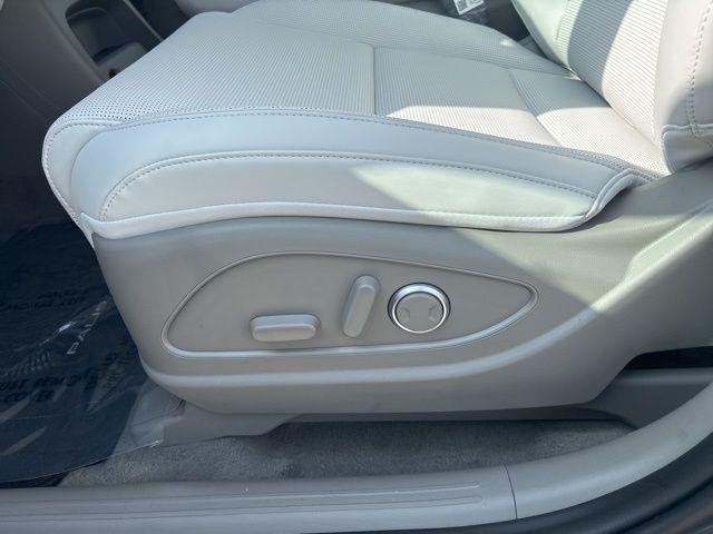 New 2026 Ecotronic Gray Pearl Hyundai SEL image 45