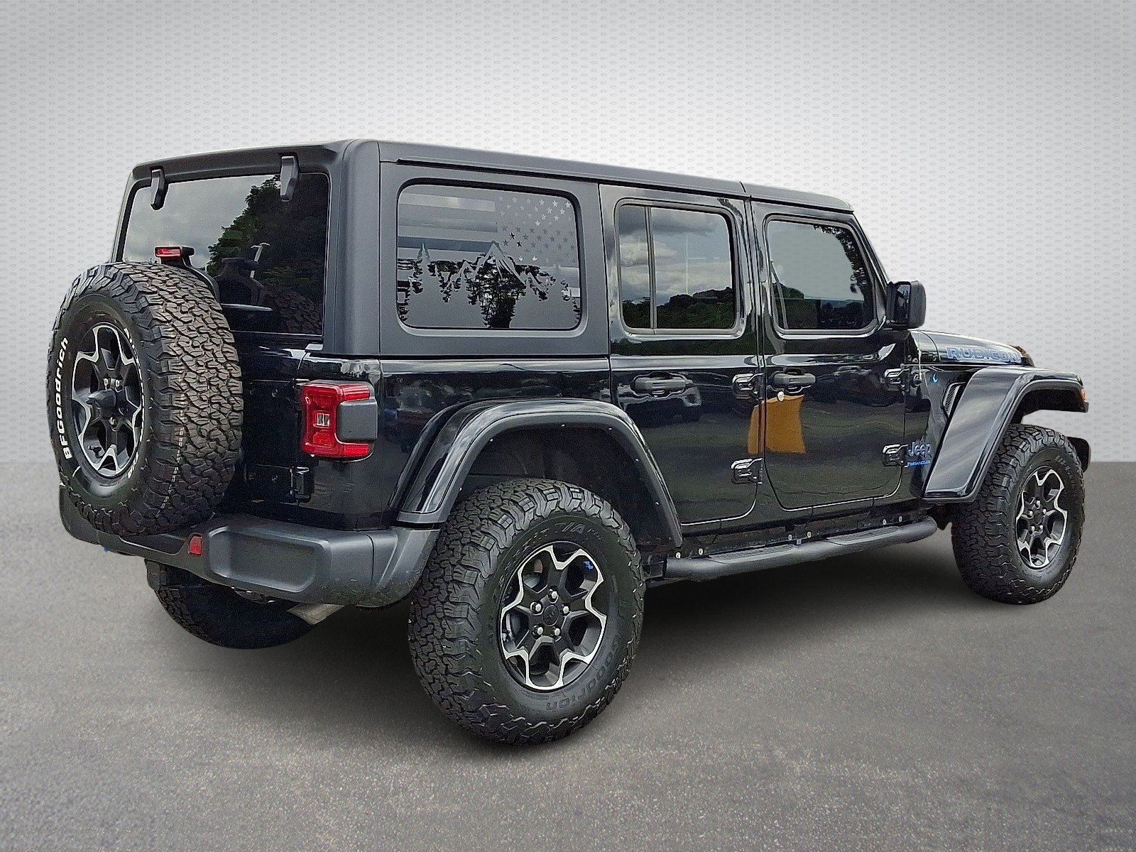 Certified Used 2023 Black Clearcoat - PX8 Jeep Rubicon 4x4 image 6