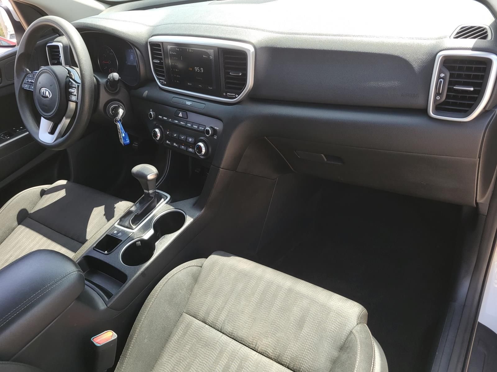 Used 2021 Sparkling Silver Kia LX image 6