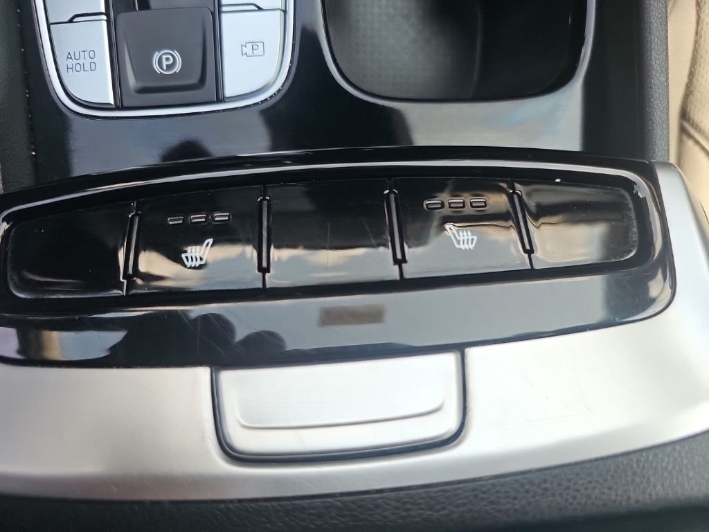 Certified Used 2024 Gray Hyundai SEL image 22