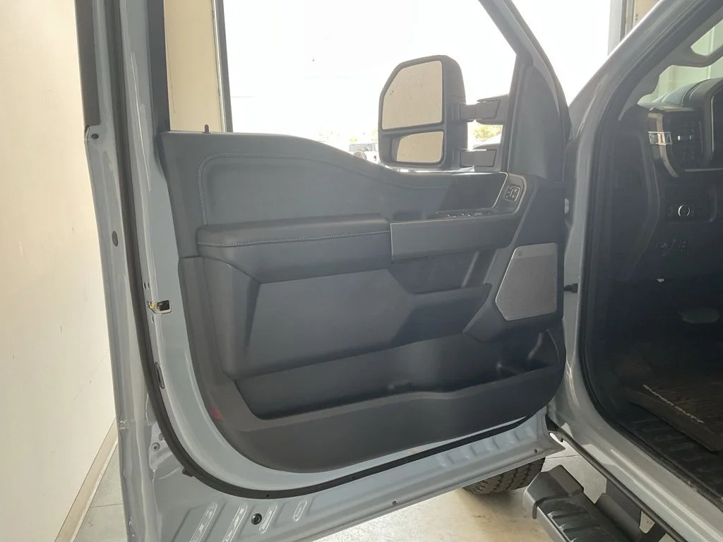 2026 Ford F-350 Super Duty Lariat - Photo 12