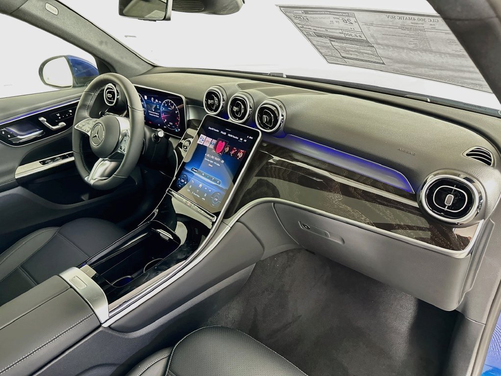 New 2027 Blue Mercedes-Benz GLC 300 image 30