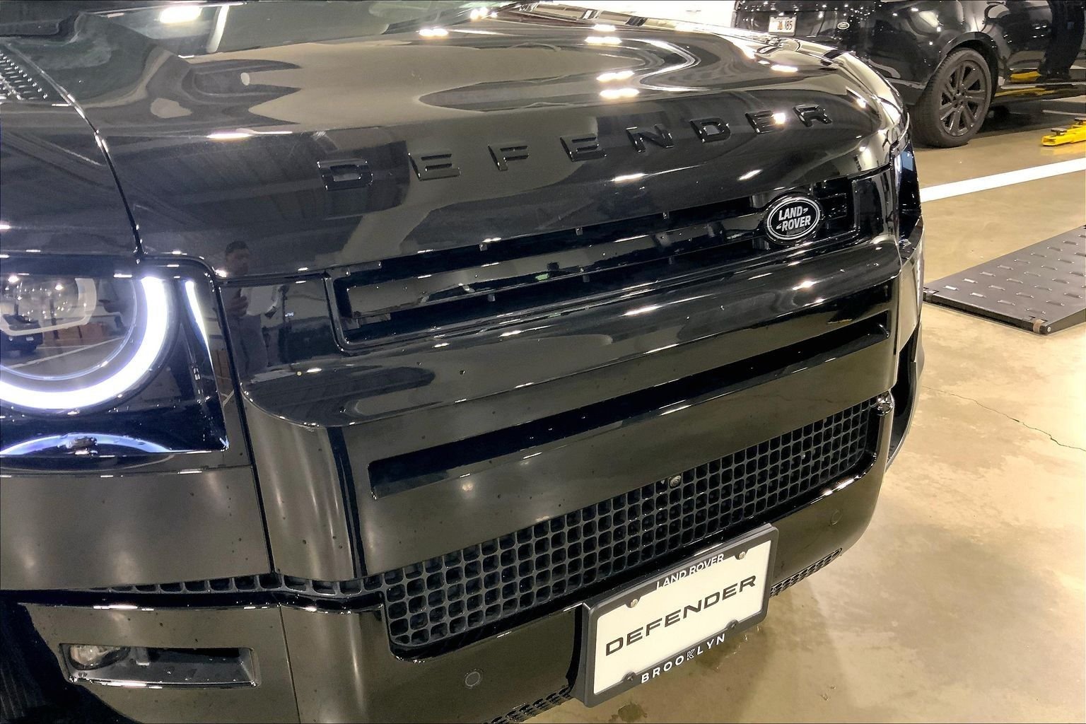 Certified Used 2026 Santorini Black Metallic Land Rover S image 6