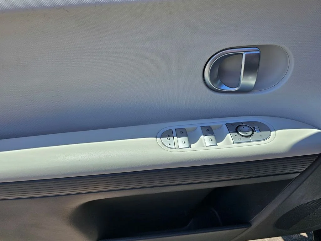 Used 2024 Blue Hyundai SEL image 22