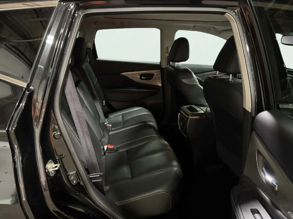 Used 2016 Magnetic Black Metallic Nissan Platinum image 26