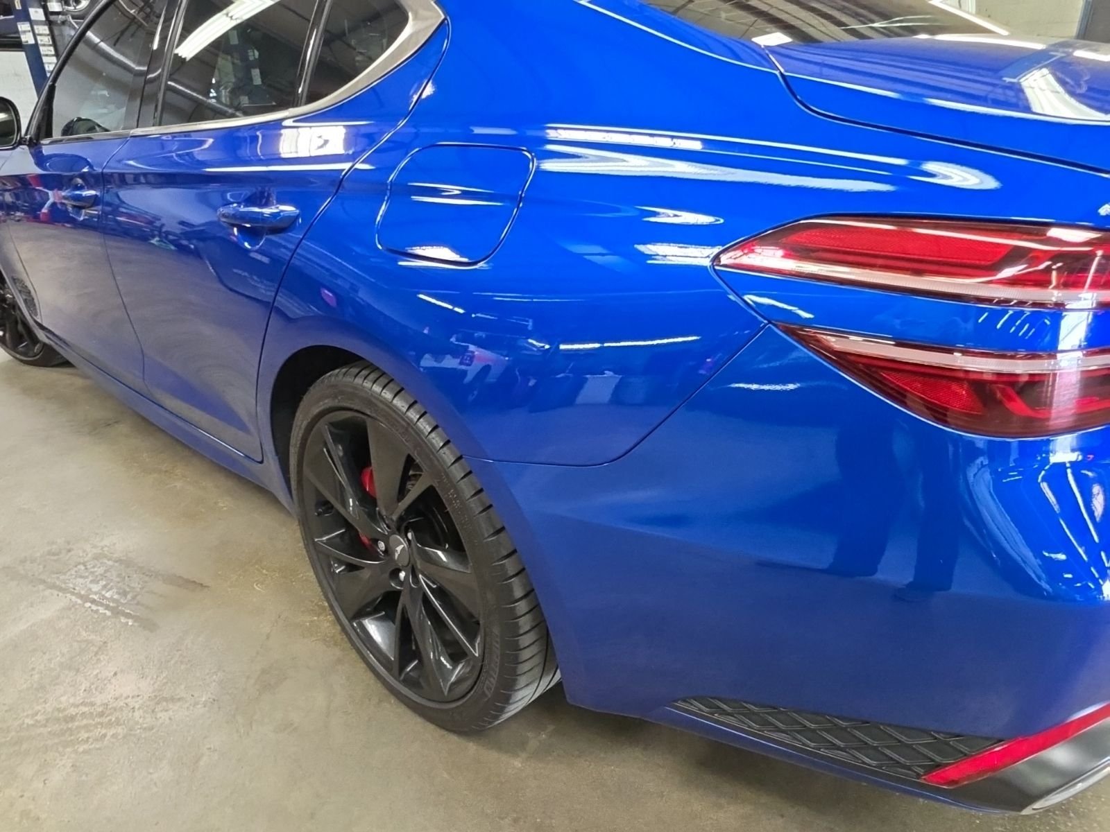 2023 Genesis G70 3.3T photo 6
