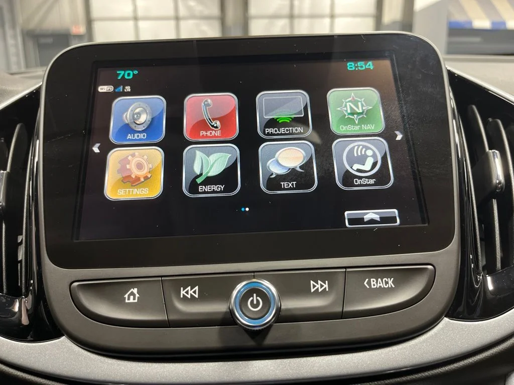 Used 2018 Steel Metallic Chevrolet LT image 21
