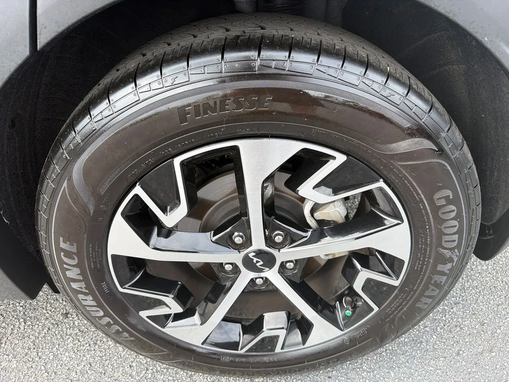 Used 2024 Gray Kia EX image 19