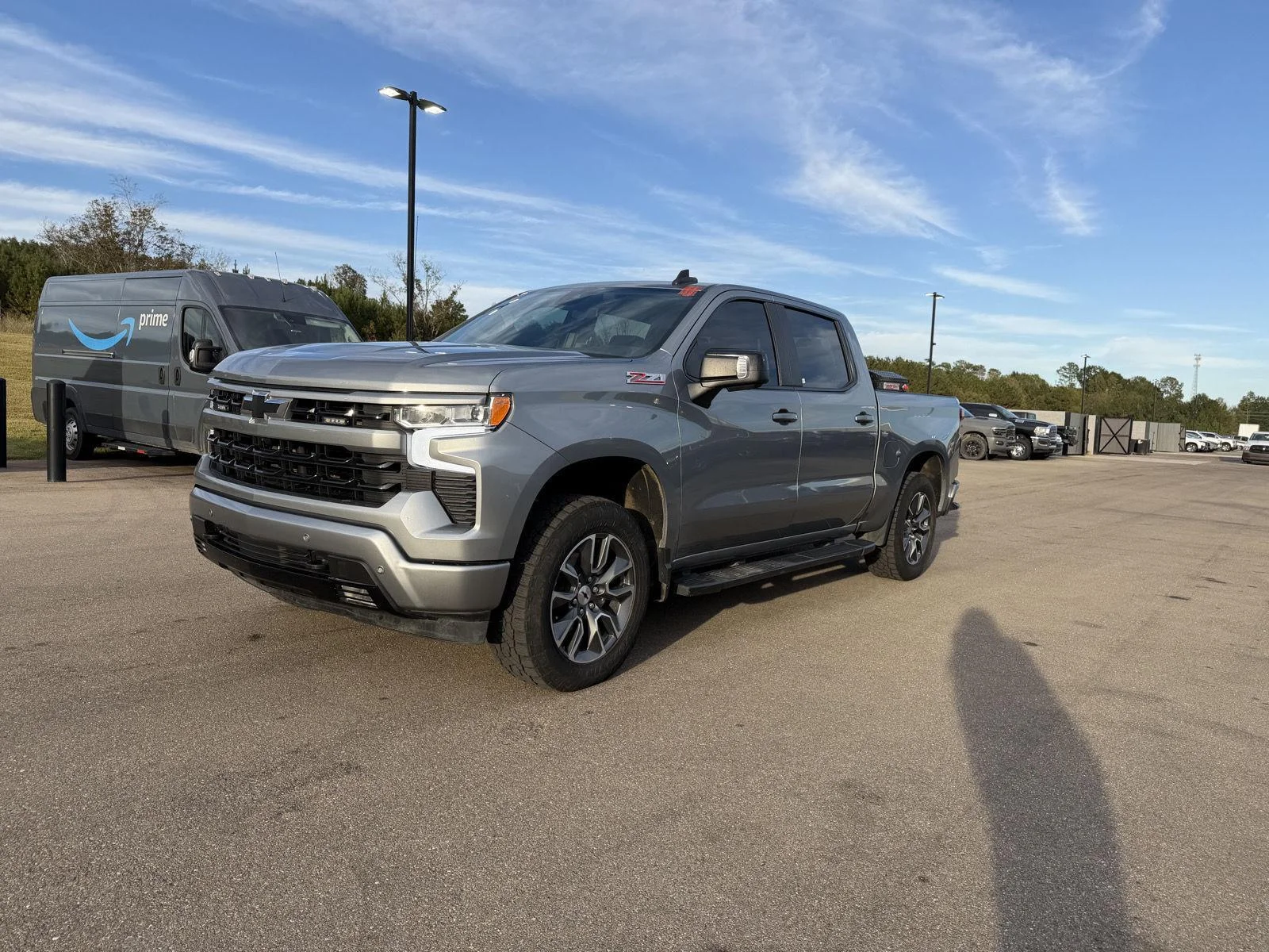 Used 2025 gray Chevrolet RST image 1