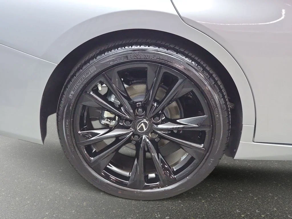 Used 2024 IRIDIUM Lexus 300h F SPORT Handling image 34