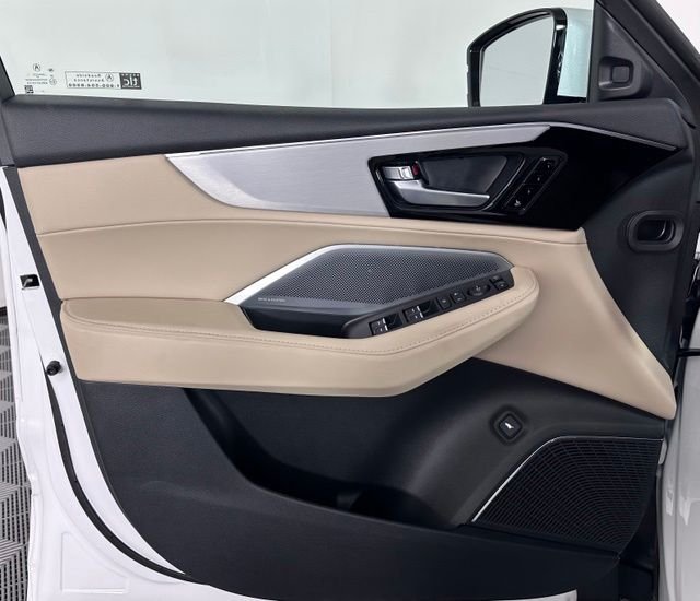 New 2026 Platinum White Pearl Acura Technology Package image 13