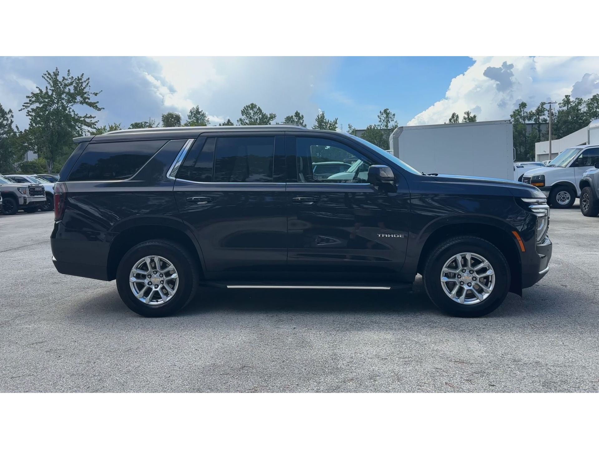 2025 Chevrolet Tahoe LT - Photo 9