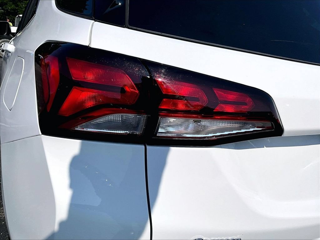Used 2023 SUMMIT WHITE Chevrolet LT image 34