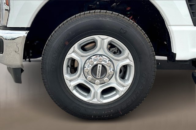 New 2026 White Ford XLT image 12