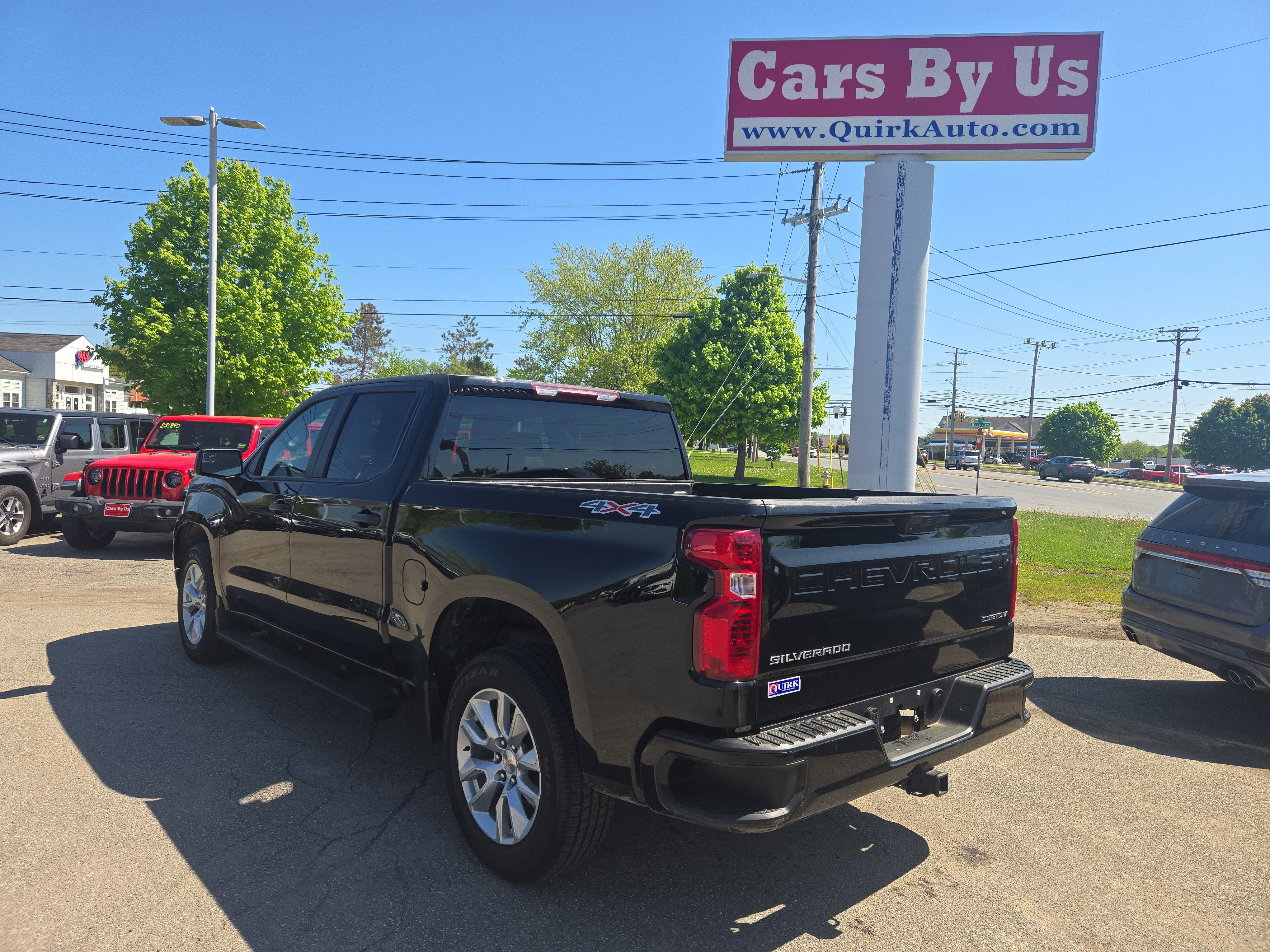 Used 2023 Black Chevrolet Custom image 13