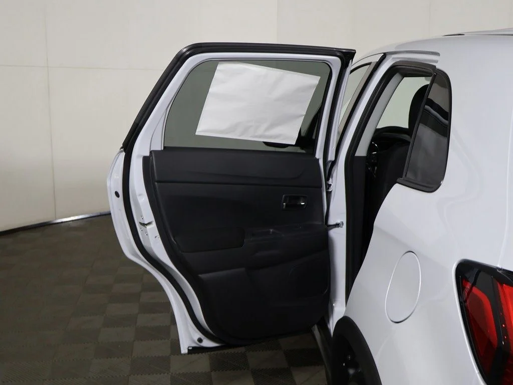 New 2026 White Mitsubishi 2.0 LE image 18