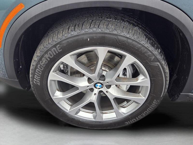 Used 2025 Blue BMW XDRIVE40I SPORTS ACTIVITY VEHICLE image 9