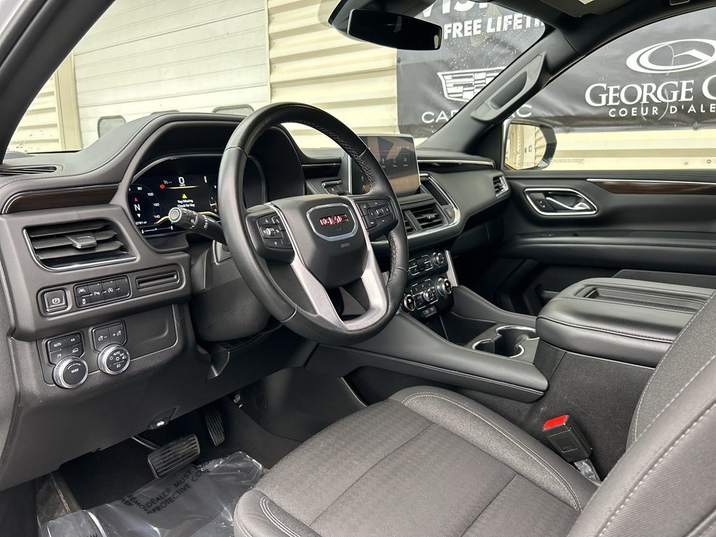 2024 GMC Yukon SLE - Photo 11