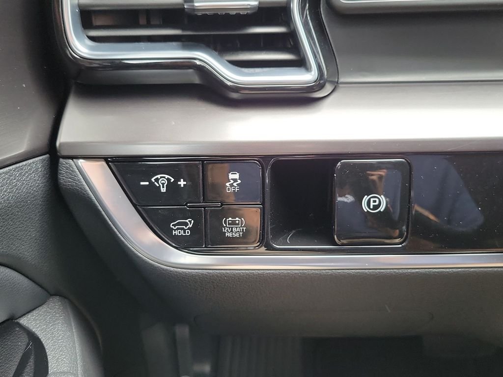 Certified Used 2025 Vesta Blue Kia EX image 25