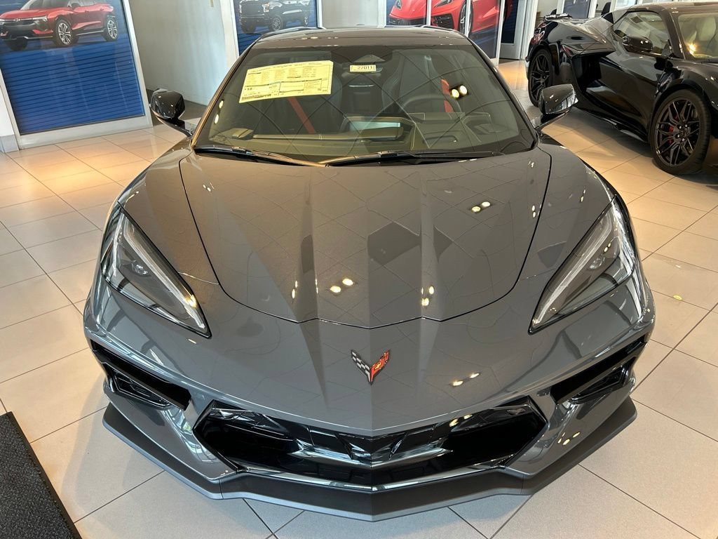 2027 Chevrolet Corvette 2LT - Photo 6