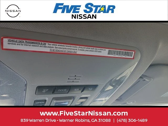 Used 2022  Toyota XLE Premium image 19