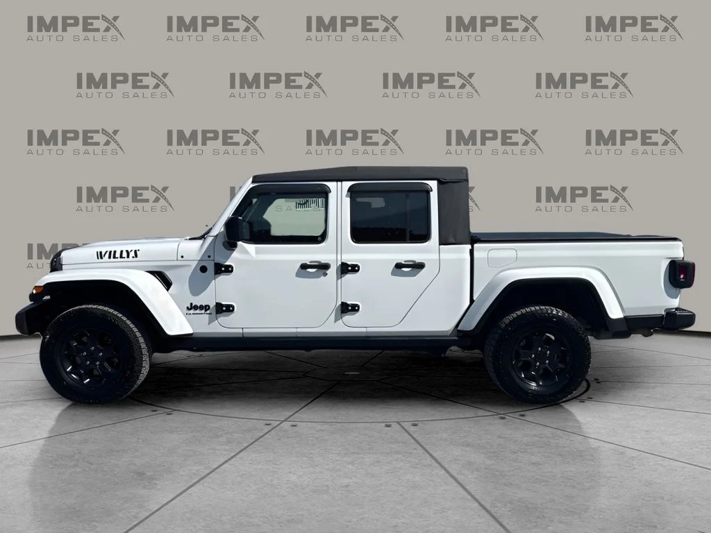 Used 2021 White Jeep Willys image 2