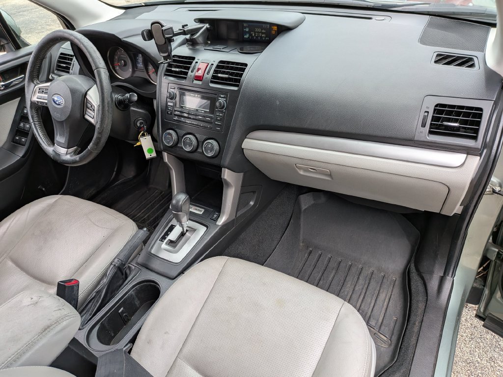 Used 2014 Green Subaru 2.5i Limited image 38