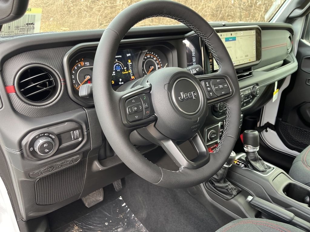 New 2026 Bright White Clearcoat Jeep Rubicon image 3