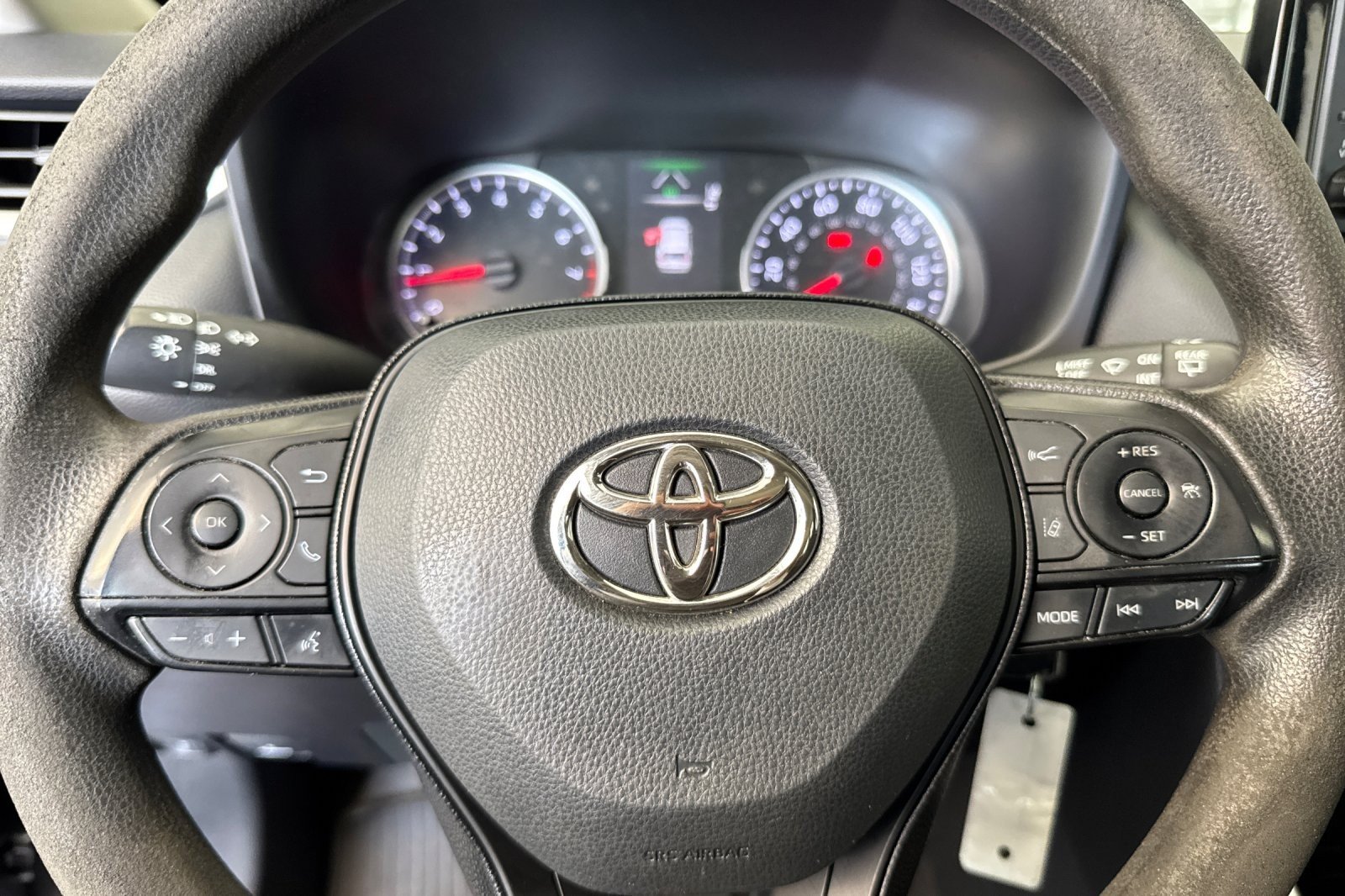 Used 2021 MAGNETIC GRAY Toyota LE image 21