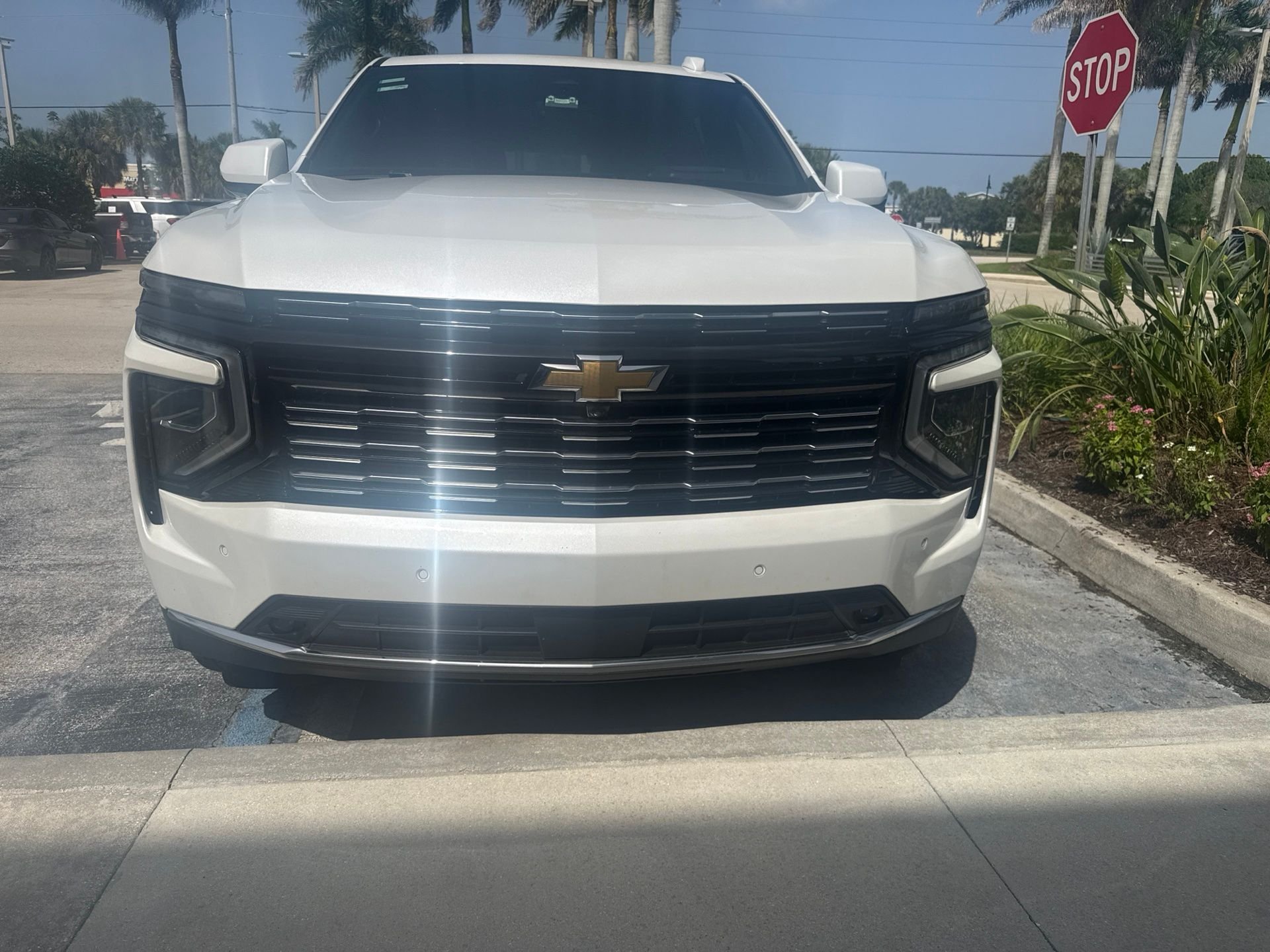 Used 2025 Beige Chevrolet High Country image 1