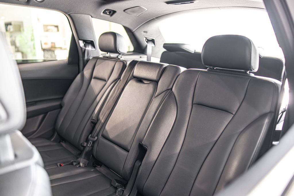 Used 2019 Black Audi 55 Premium image 34