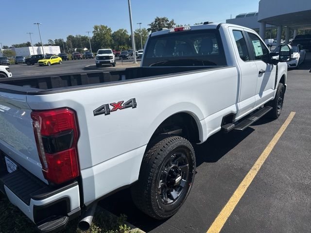 New 2026 Oxford White Ford F-350® XL image 18