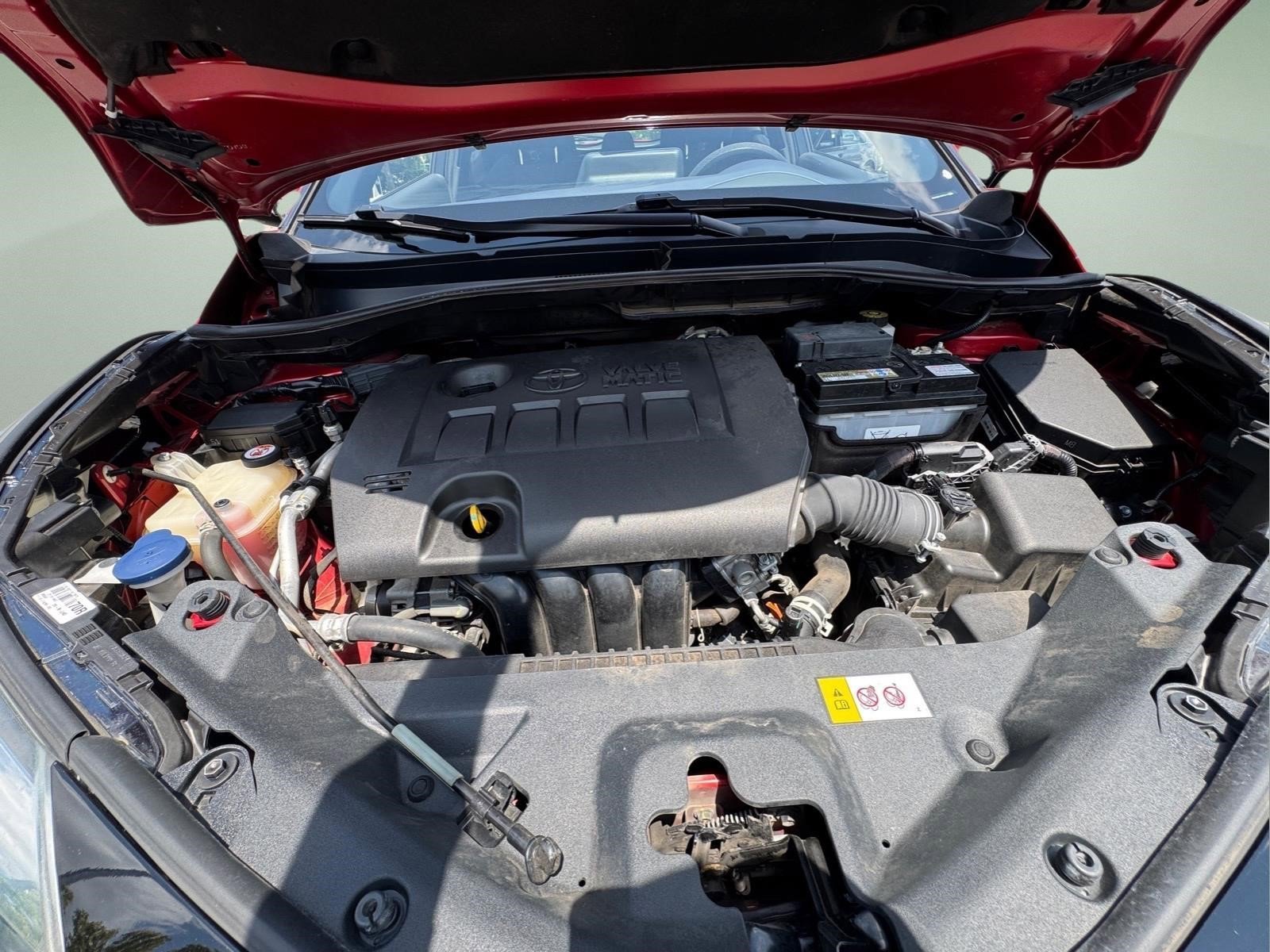 Used 2021 Red Toyota XLE image 11