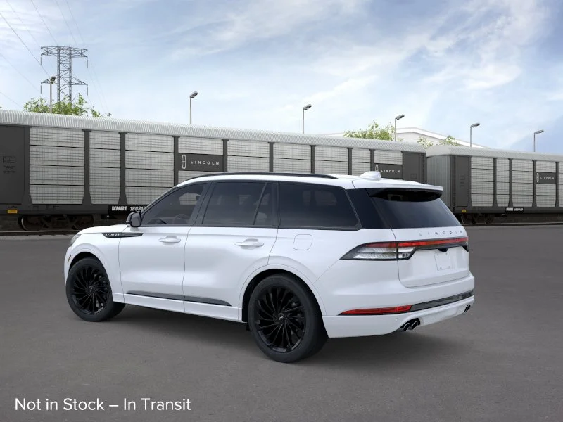 New 2026 Pristine White Metallic Tri-Coat Lincoln Reserve® image 4