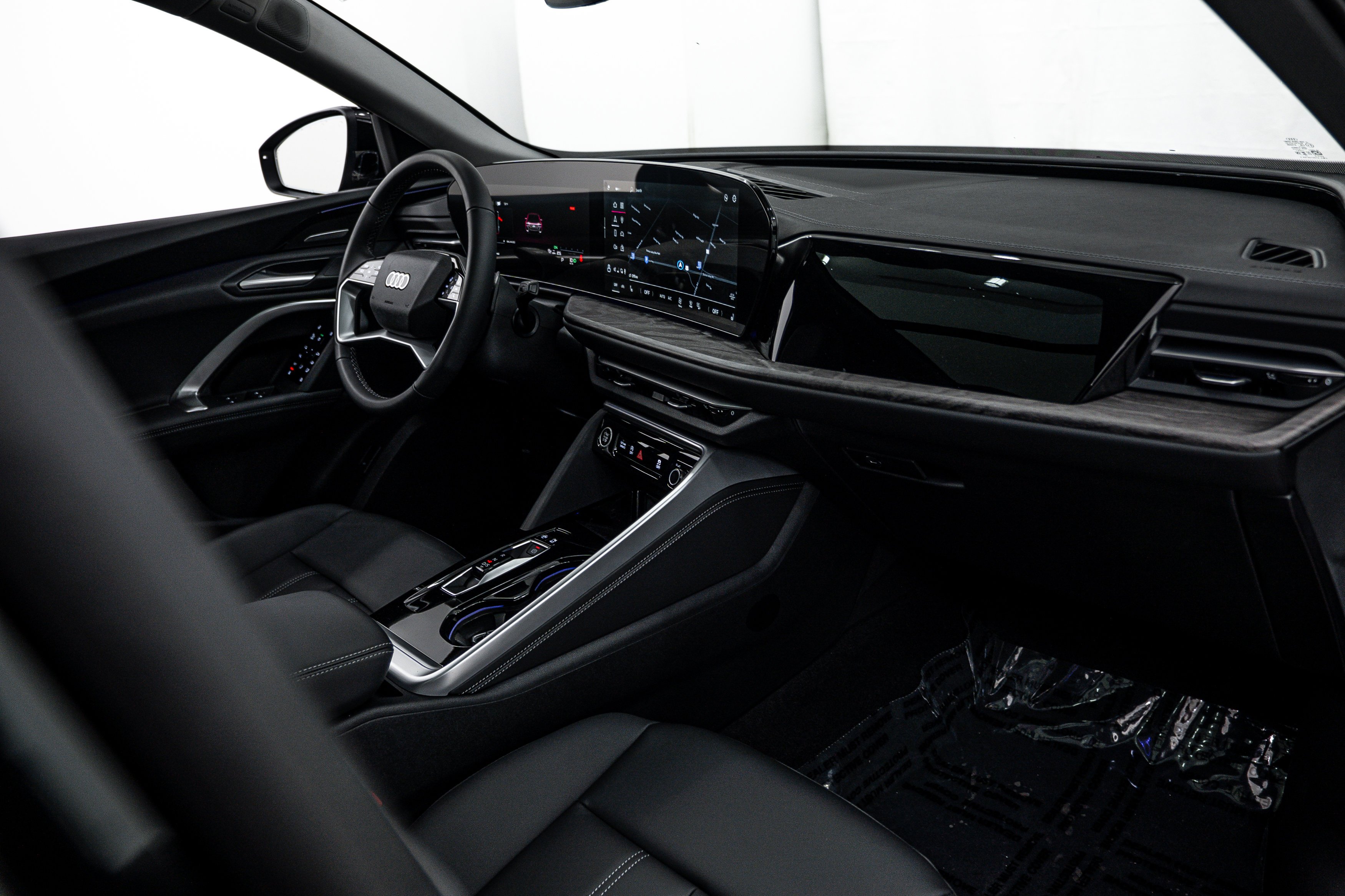 2025 Audi Q5 Premium Plus - Photo 8