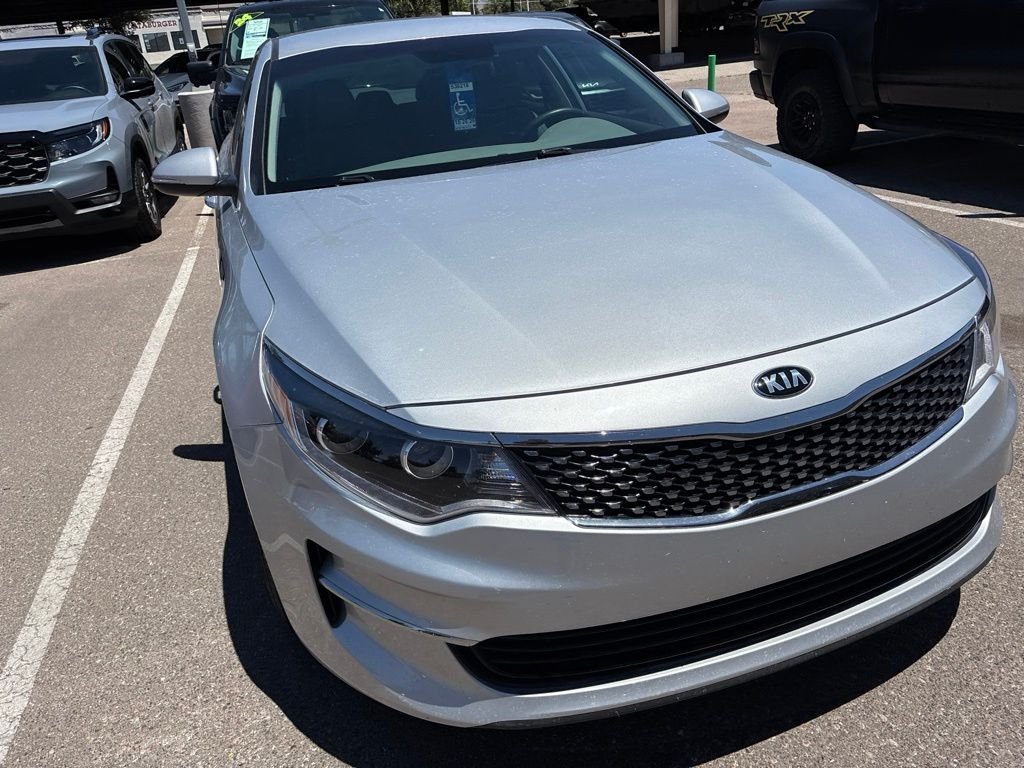 Used 2016 Silver Kia EX image 6