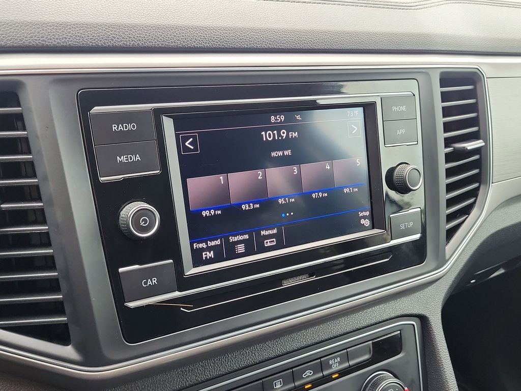 Used 2019 Gray Volkswagen 2.0T S image 29