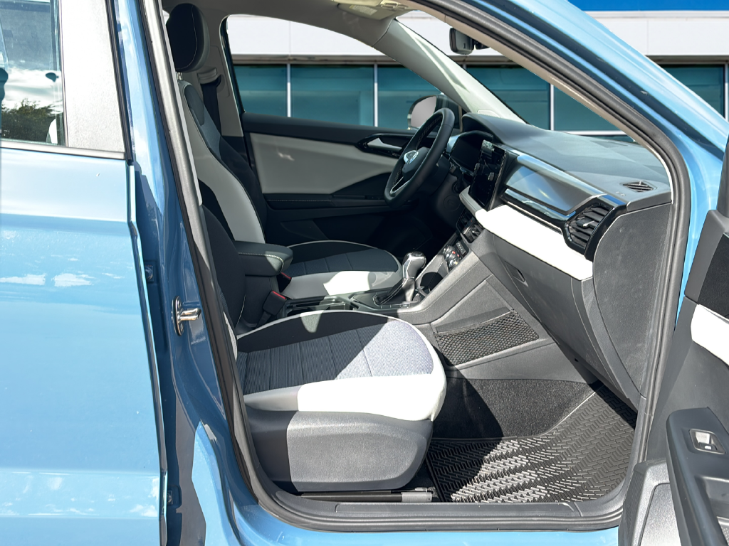 New 2027 Blue Volkswagen 1.5T S image 15