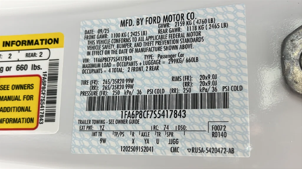 Used 2025 White Ford GT Premium image 34