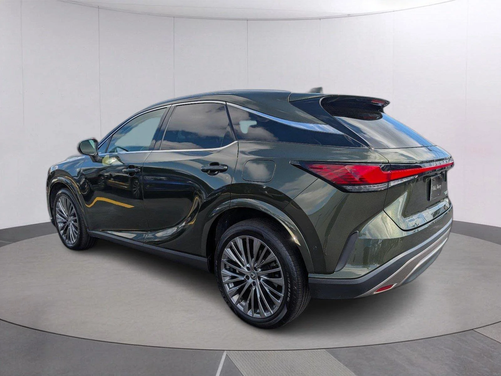 Used 2023 Nori Green Pearl Lexus RX 350 Luxury image 5