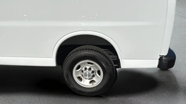 Used 2025 White Chevrolet Work Van image 42