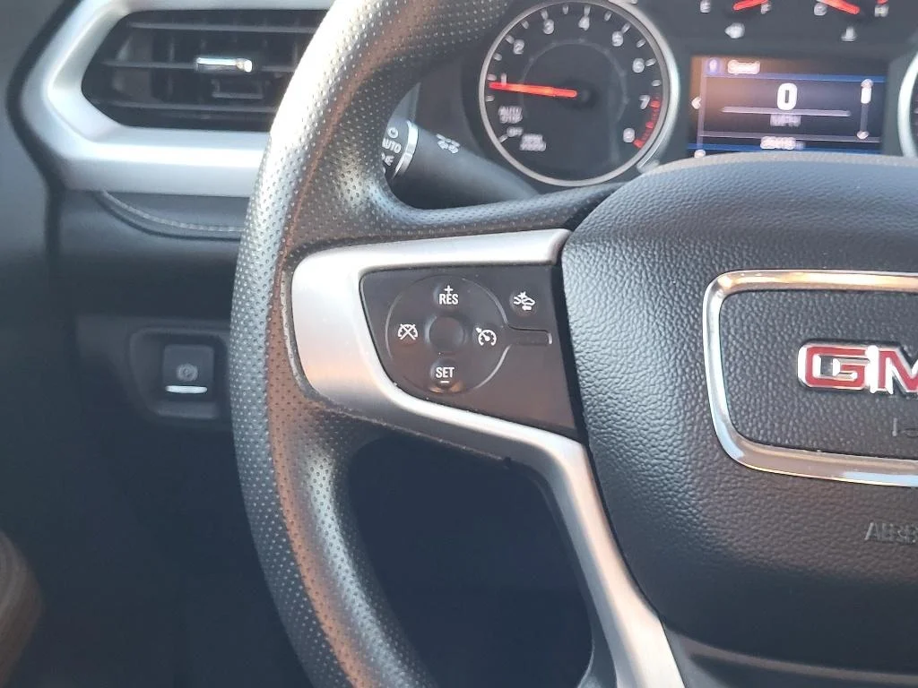 Used 2021 Midnight Blue Metallic GMC SLE image 13