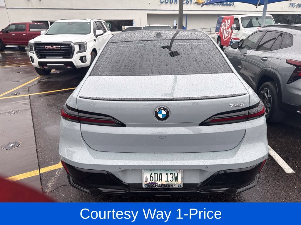 Used 2023 Gray BMW 740i image 4