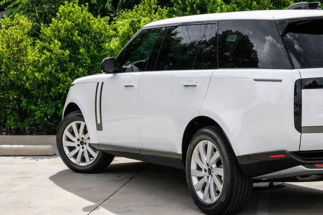 New 2026 White Land Rover SE image 13
