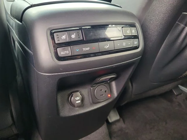 Used 2020 Green Hyundai Limited image 14