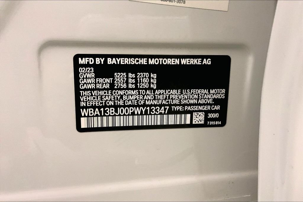 Used 2023 Alpine White BMW  image 32
