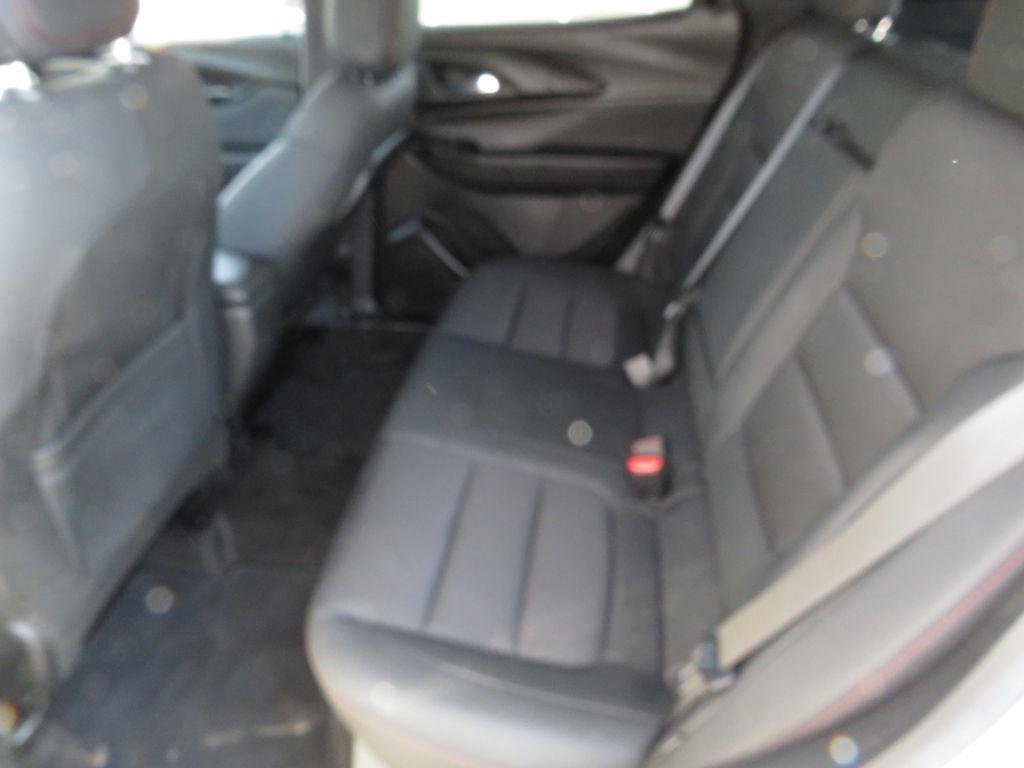 Used 2022 Summit White Chevrolet RS image 23