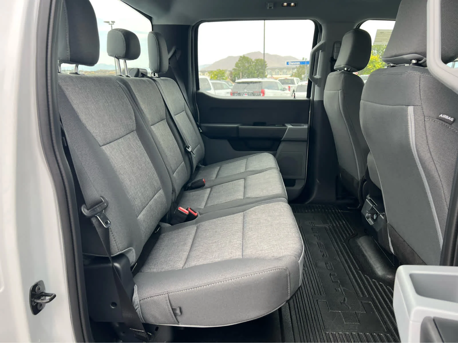 New 2026 Oxford White Ford F-350® XL image 25