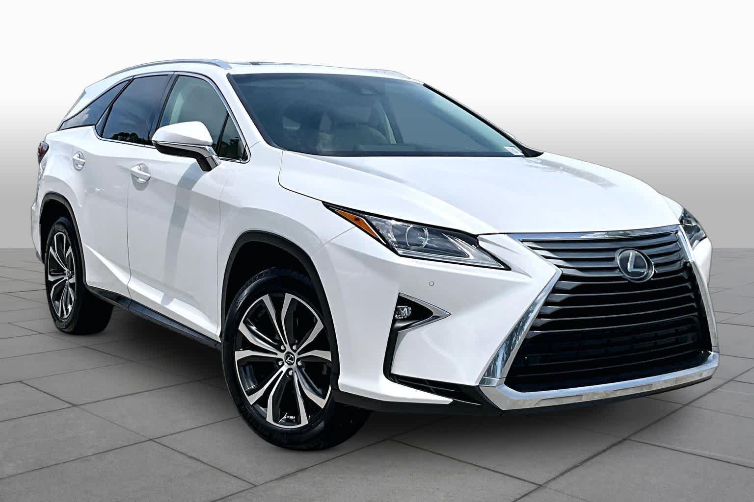 Used 2019 Eminent White Pearl Lexus Premium image 3